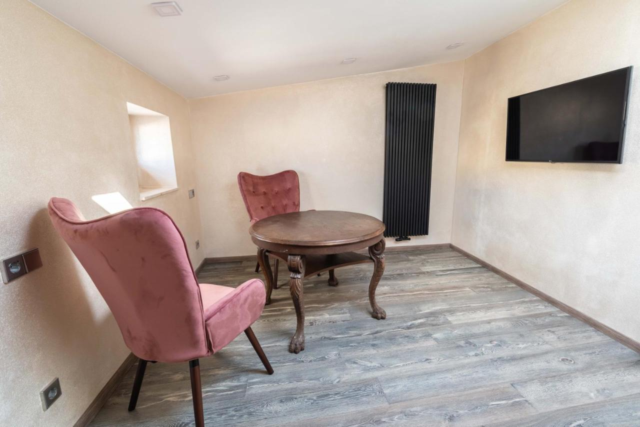 Liebknecht 13 Hotell Bernburg Eksteriør bilde